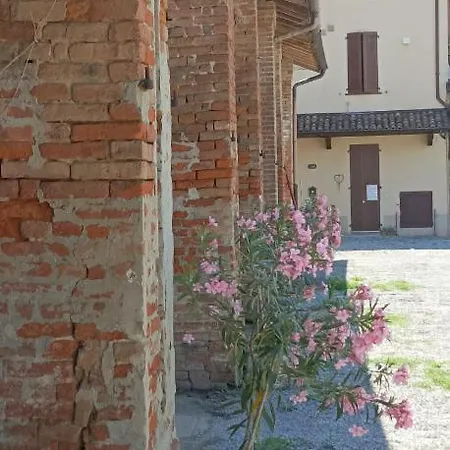 Dom wakacyjny In Cascina Cortazza *